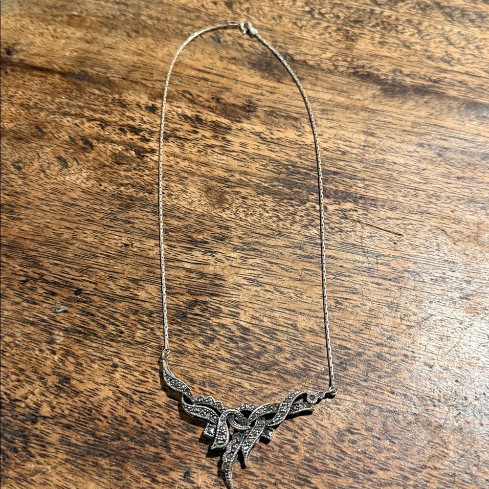 Elegant Silver Necklace